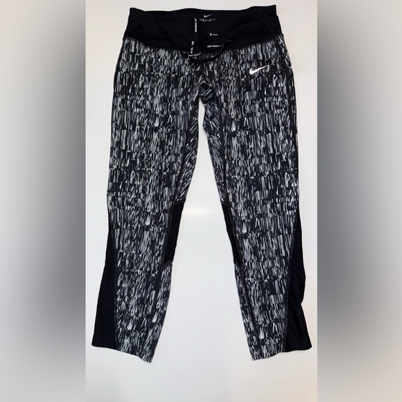 Nike Power Graphic Dri-FIT Tight Running Capri Crop Leggings Size Small - Picture 1 of 12